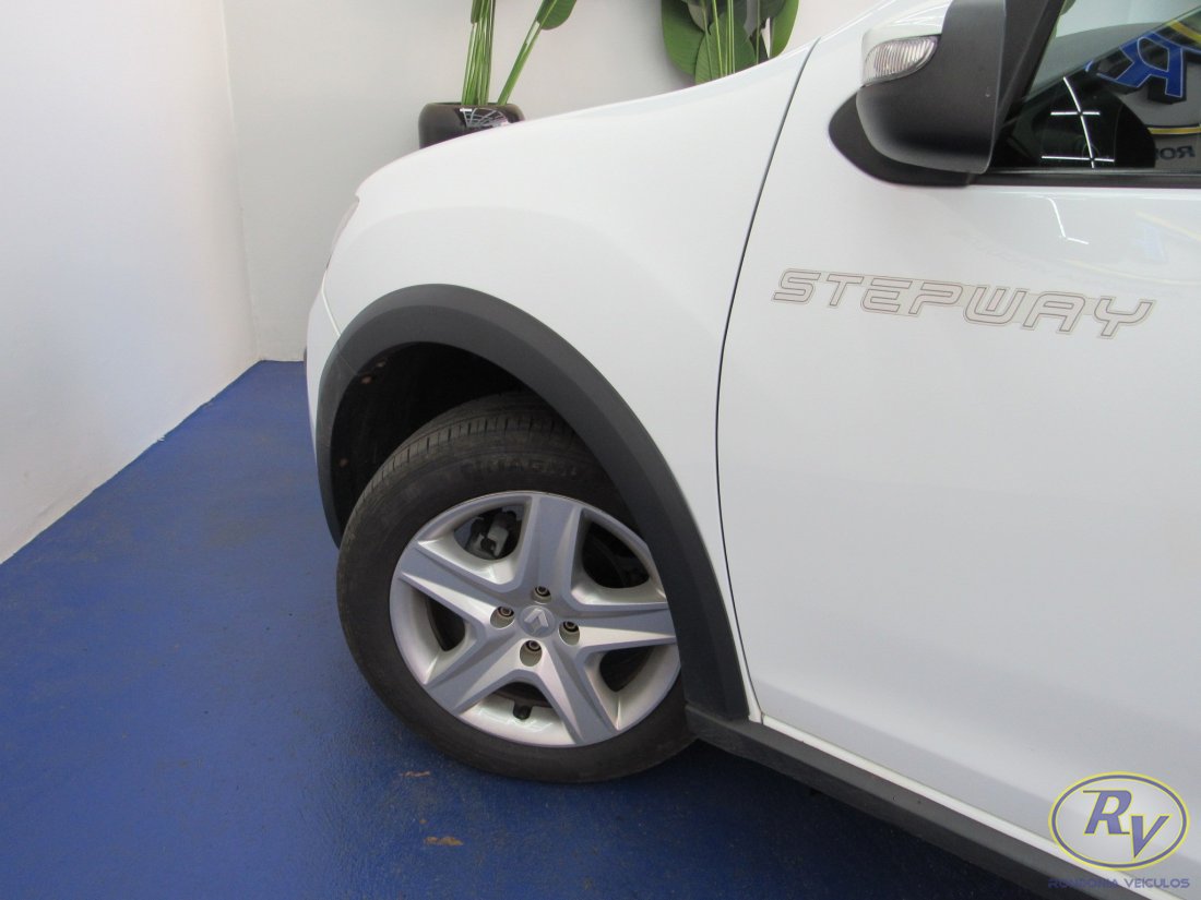 SANDERO STEPWAY