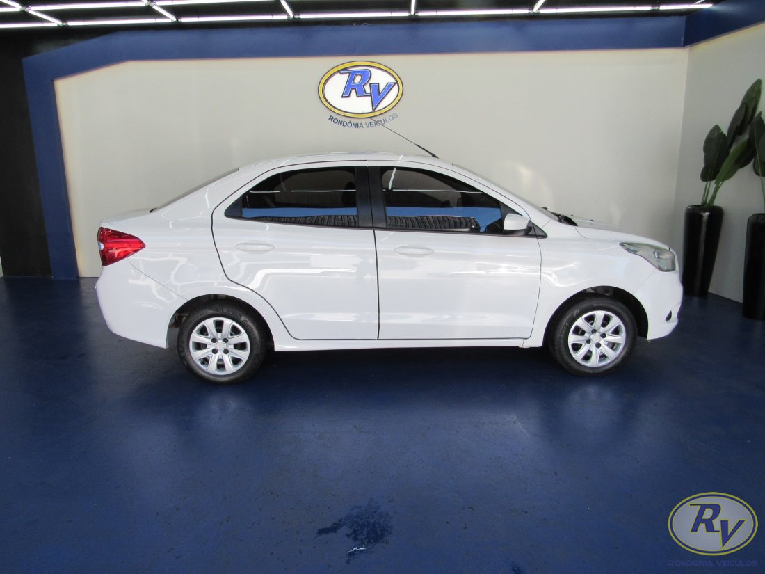 KA SEDAN SE