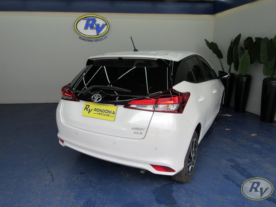 Yaris XLS