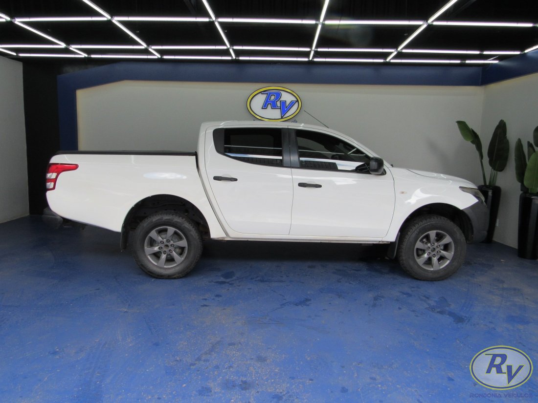 L200 TRITON GL SPORT