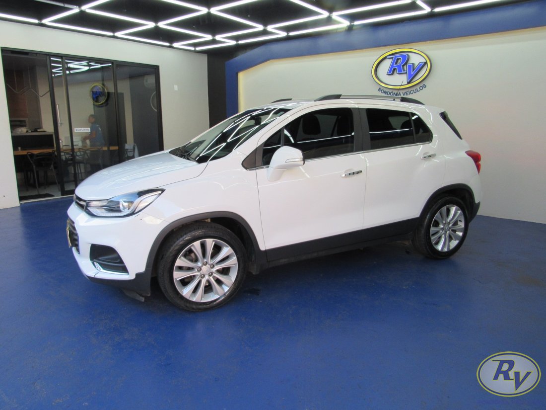 Tracker Premier