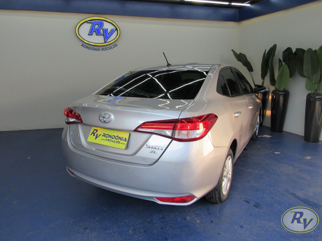YARIS XL PLUS