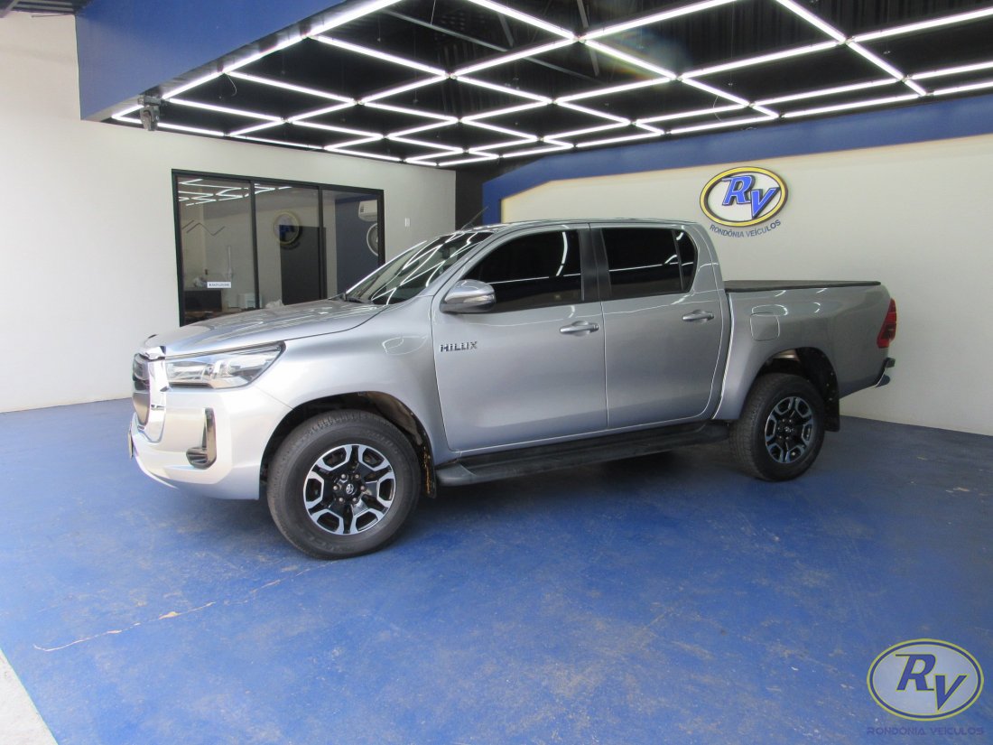 Hilux CD SR 