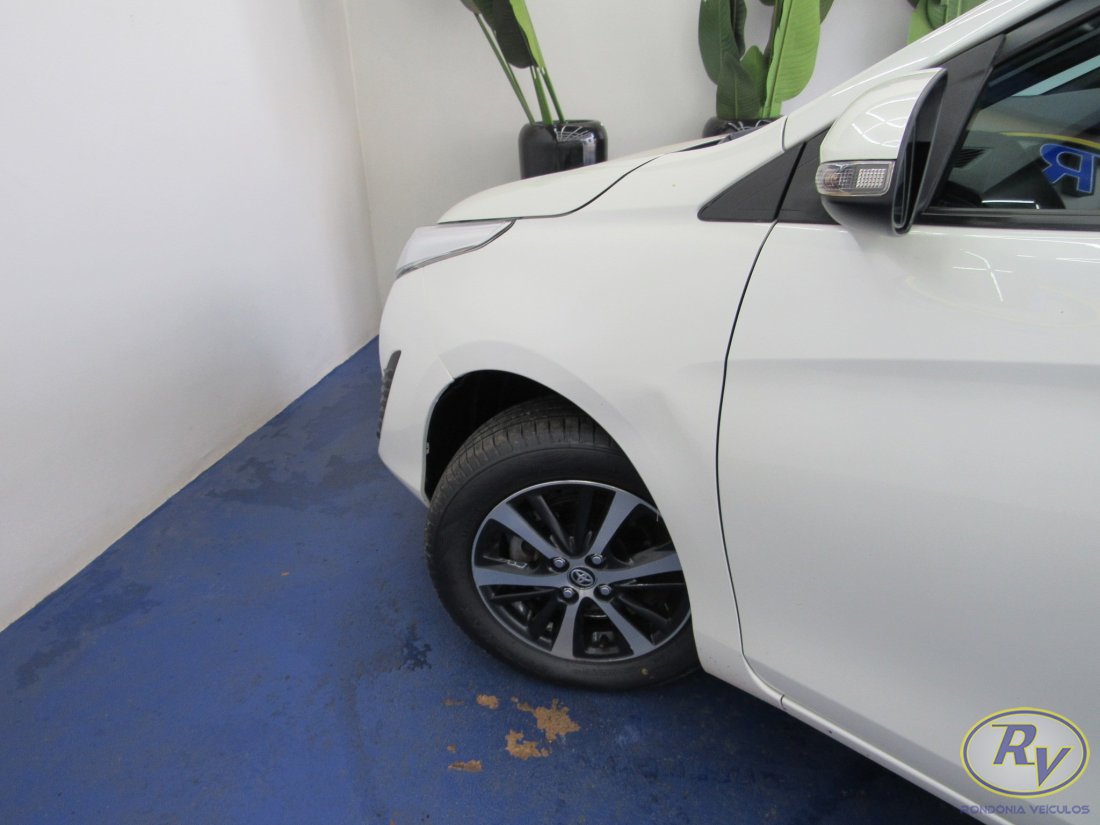 yaris xl live