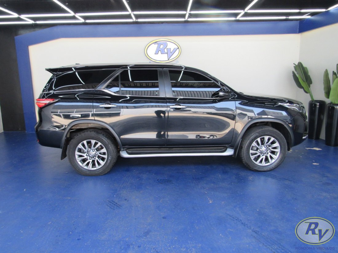 SW4 SRX