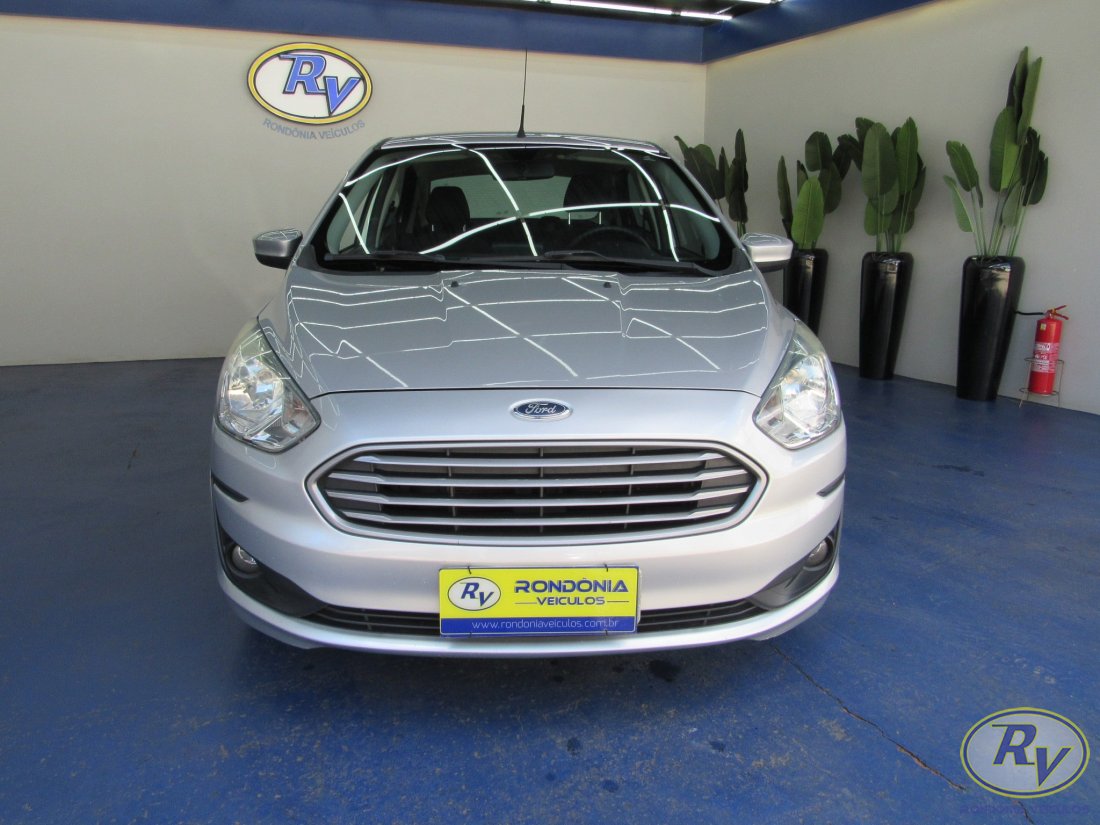 KA+ SEDAN SE