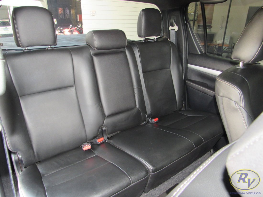 Hilux CD SR 