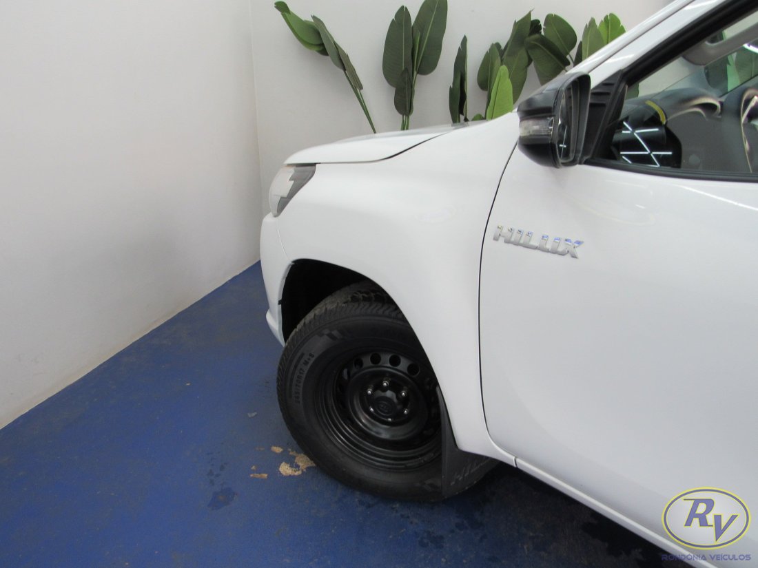 Hilux Low M4 FD