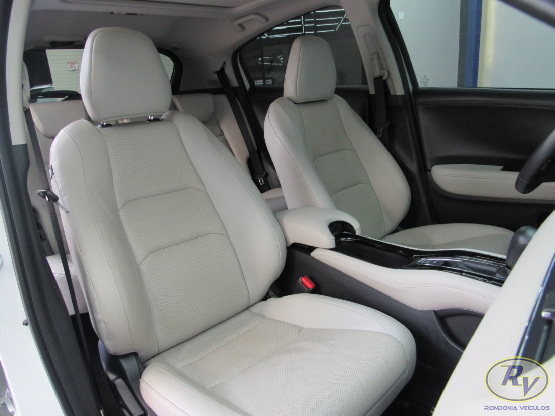 HR-V  Touring