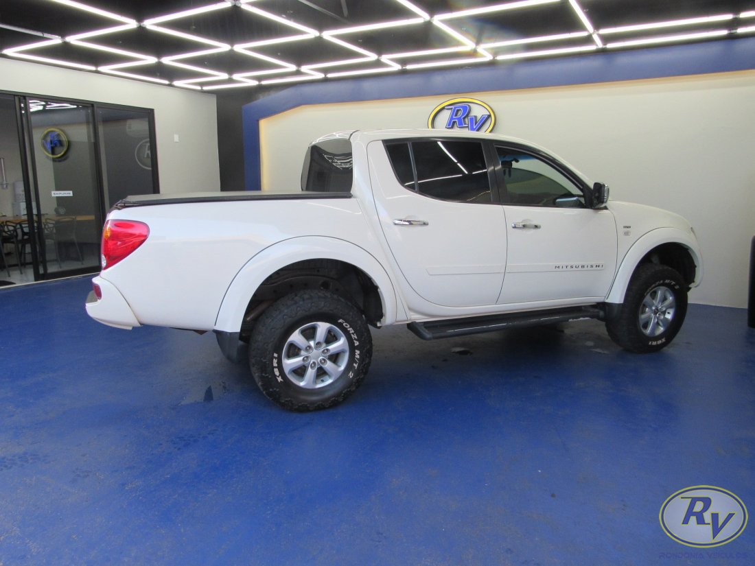 L200 Triton