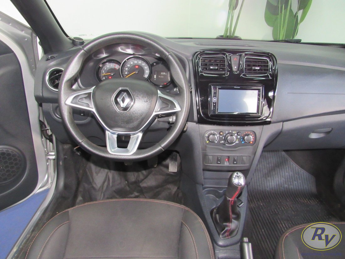 SANDERO STEPWAY