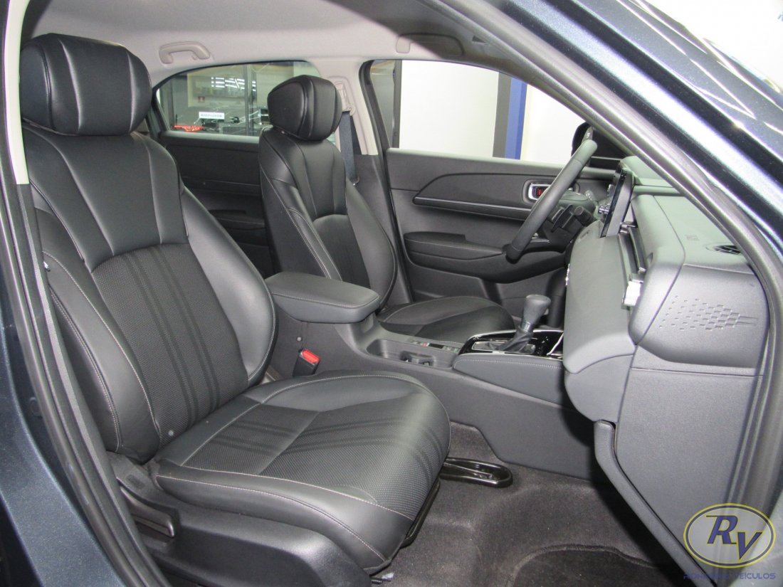 HR-V  EXL