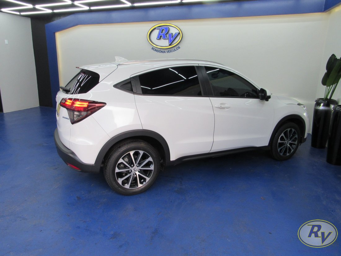 HR-V  Touring