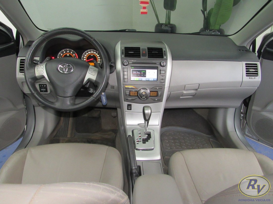 Corolla XEI