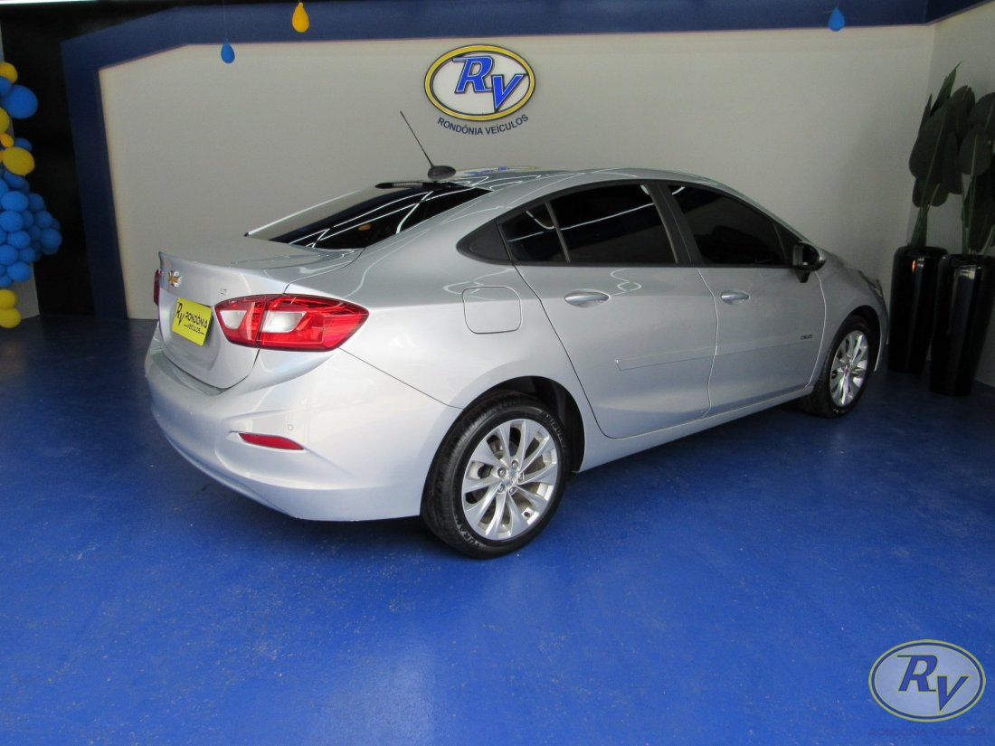 Cruze LT