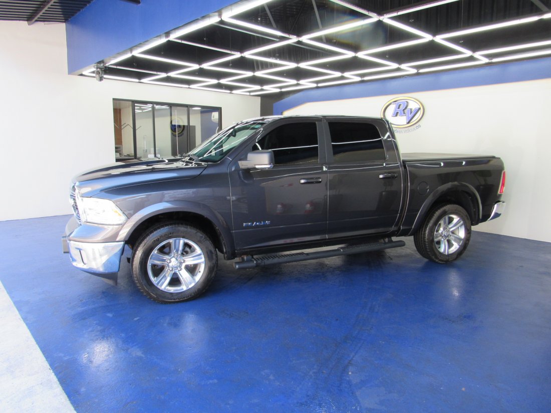 RAM CLASSIC LARAMIE