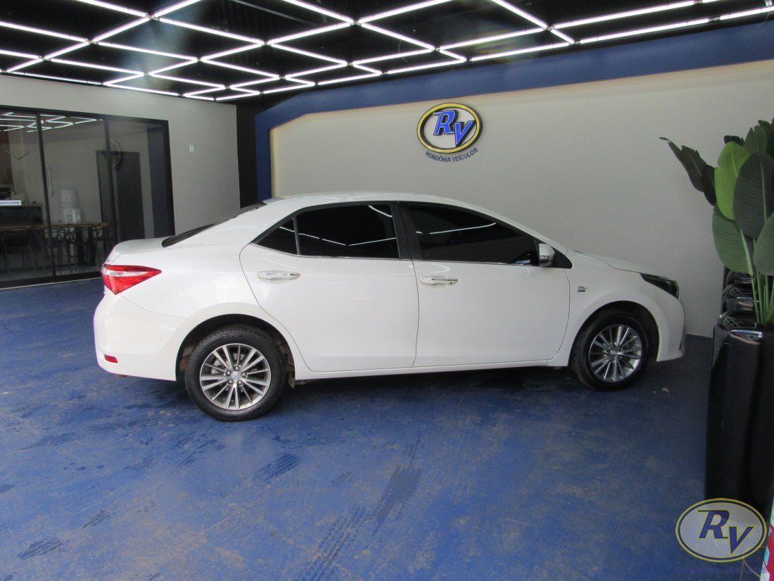 Corolla ALTIS 