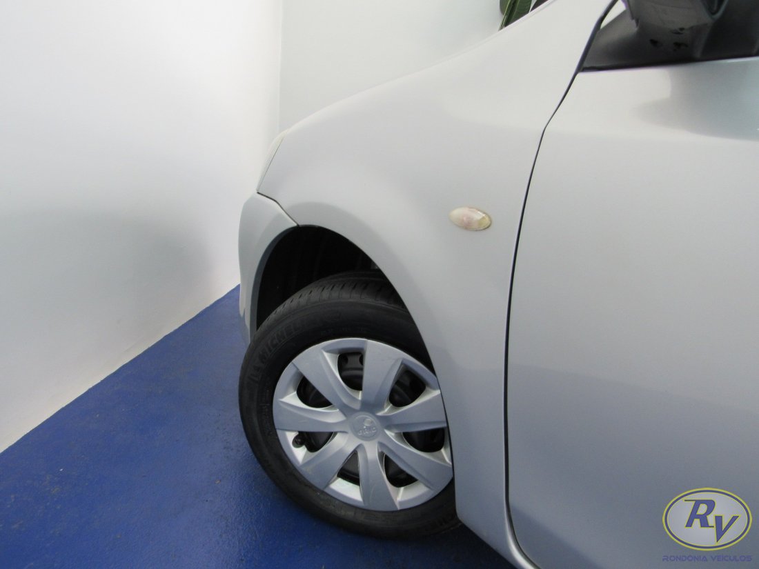 Etios XS