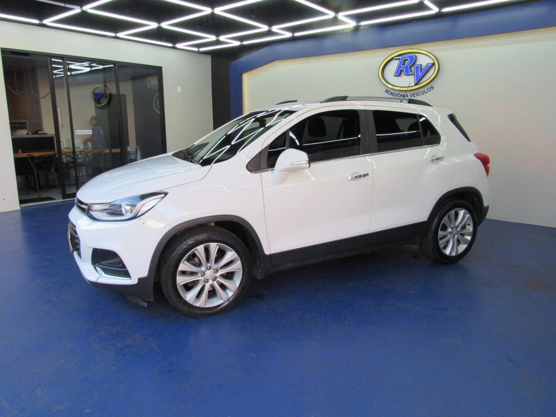 Tracker Premier