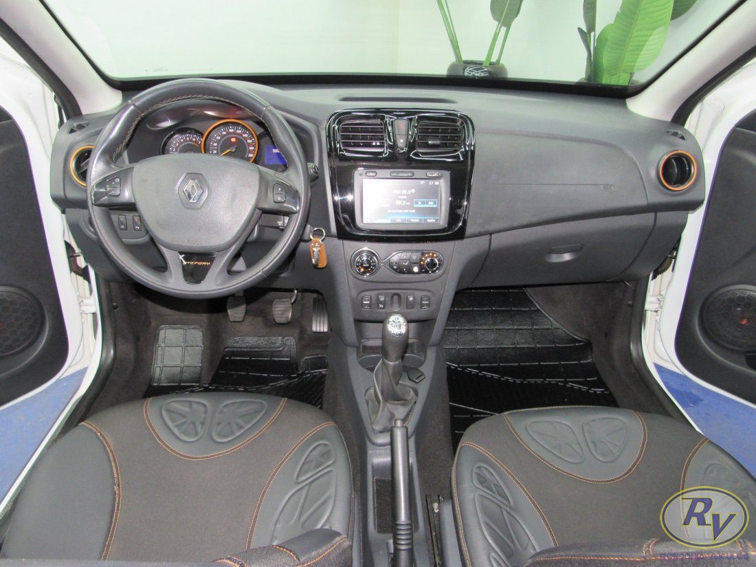 SANDERO STEPWAY