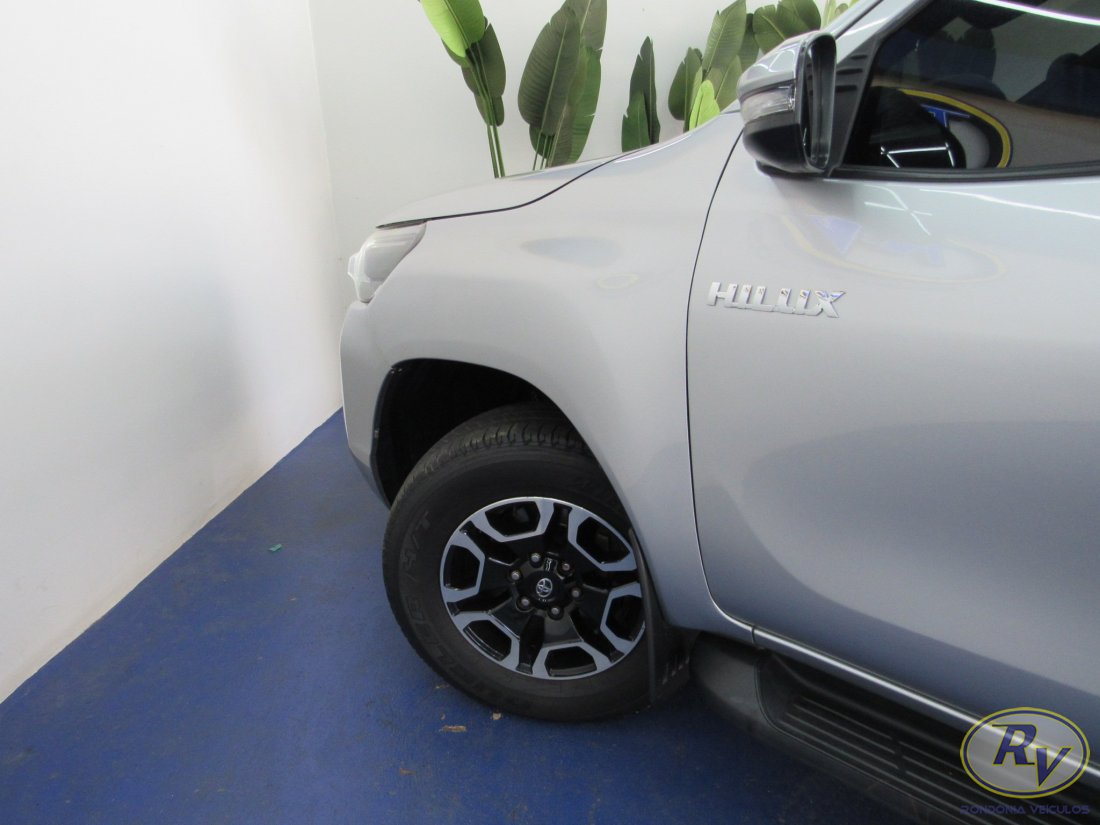 Hilux CD SR 