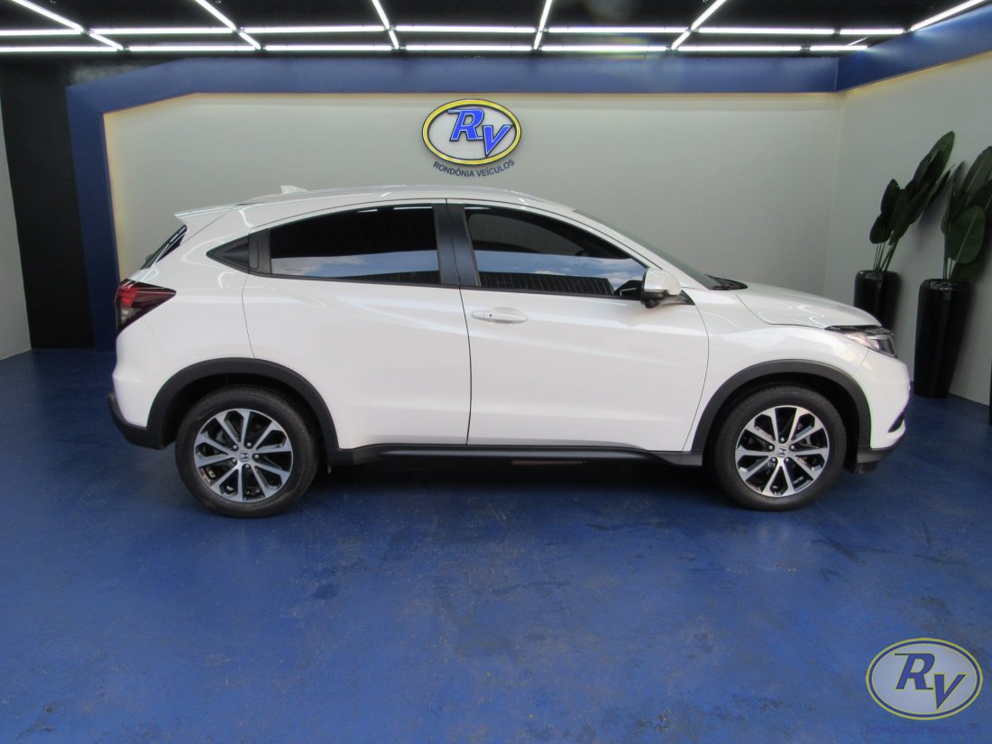 HR-V  Touring
