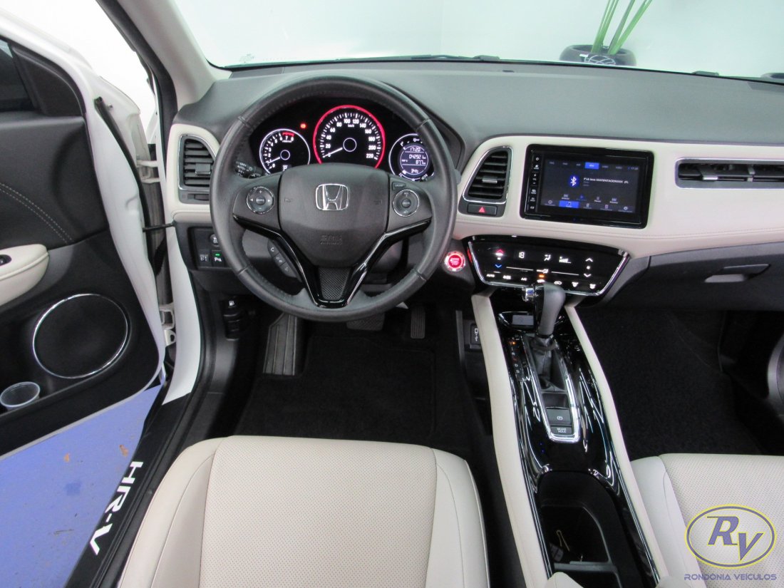 HR-V  Touring